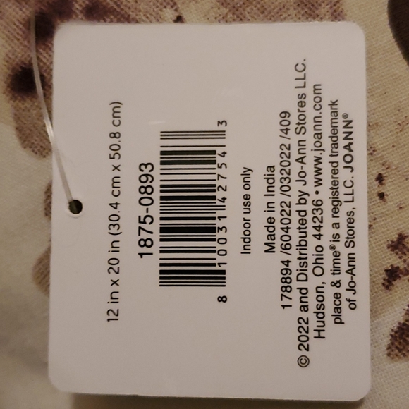 Decorative pillow - Picture 3 of 3